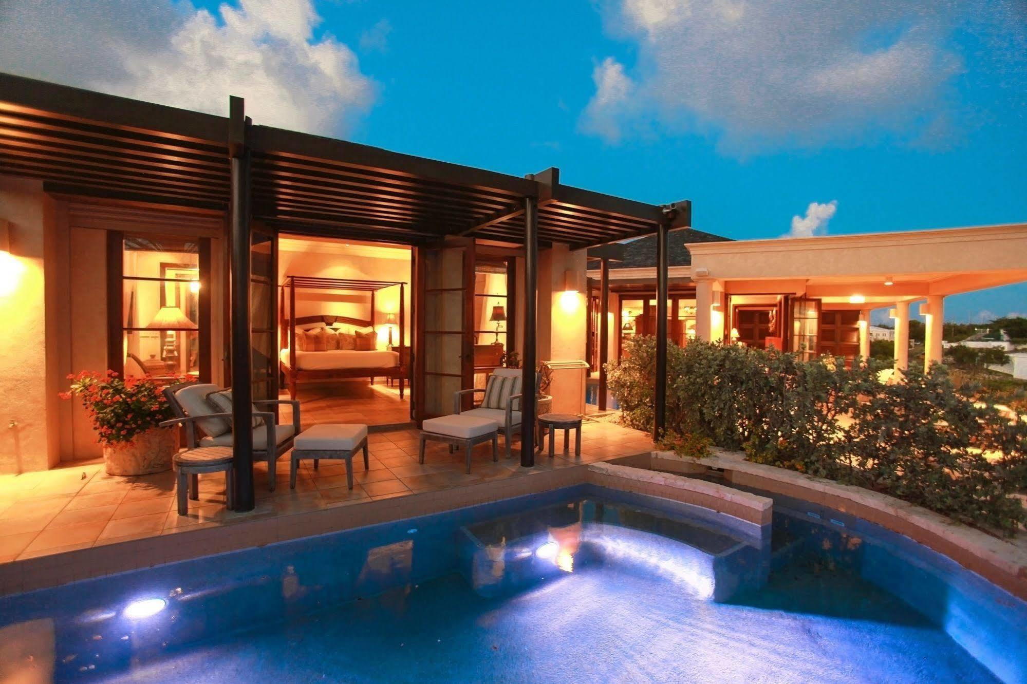 Anguilla'S Bird Of Paradise The Valley Bagian luar foto